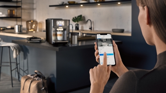 Siemens TP715D01 EQ.700 classic Kaffeevollautomat  grau 