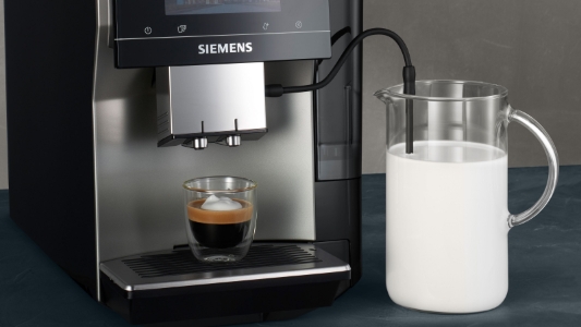 Siemens TP715D01 EQ.700 classic Kaffeevollautomat  grau 