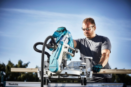 Makita DLS211ZU Akku-Kapp- und Gehrungssäge LXT 18 V x 2 • 4.400 U/min • 305 mm