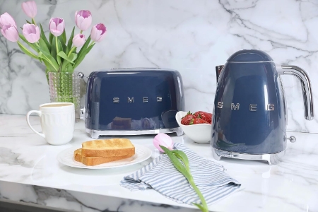 SMEG KLF03NBEU Navy Blue 17 L Wasserkocher 