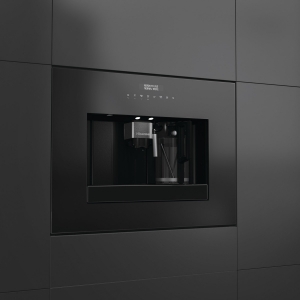 Hisense CM4H8BG  Einbau Kaffeevollautomat 