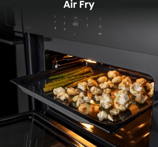 Hisense BIM406A8B Kompakt-Einbau-Kombi-Backofen mit Mikrowelle 743838