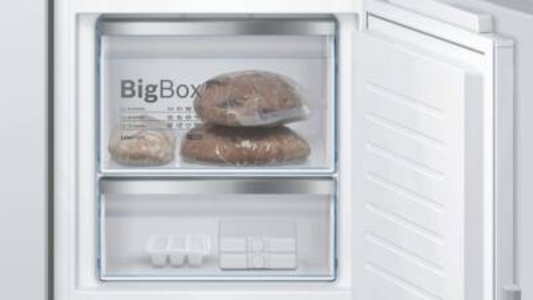 Bosch KIS77ADD0 Einbau Kühl-Gefrierkombination 158cm Nische 